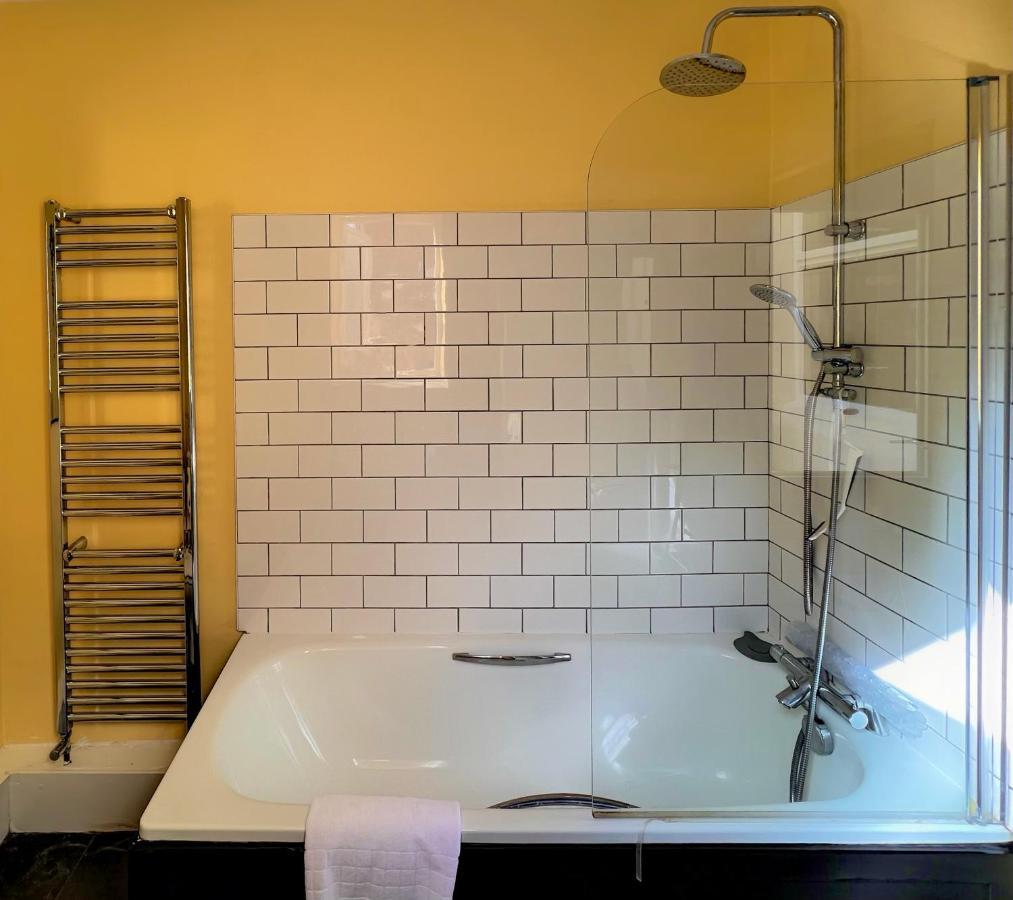Charming Victorian Cottage Steps From Historic Chester - Free Parking エクステリア 写真